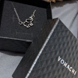 Brand new silver elephant necklace by Vonachi
